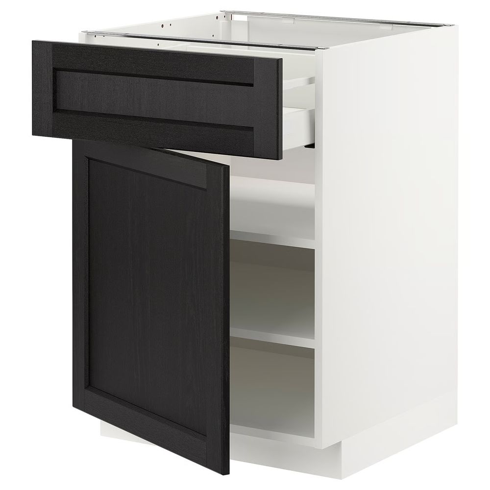 IKEA, вид спереди