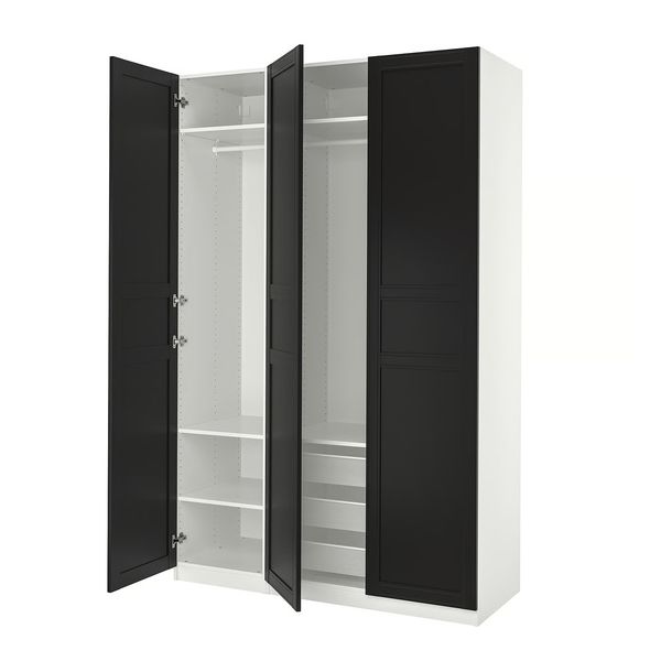 IKEA, вид спереди