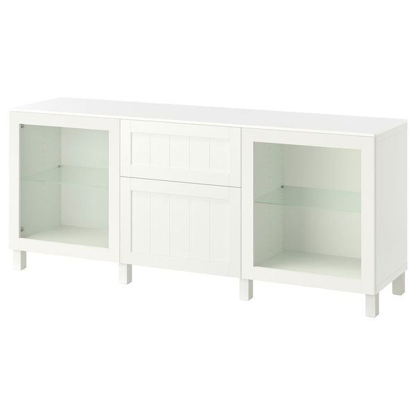 IKEA, вид спереди