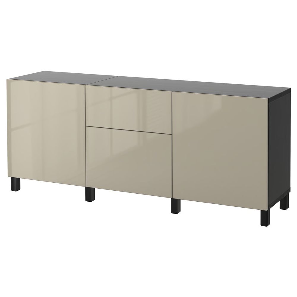 IKEA, вид спереди