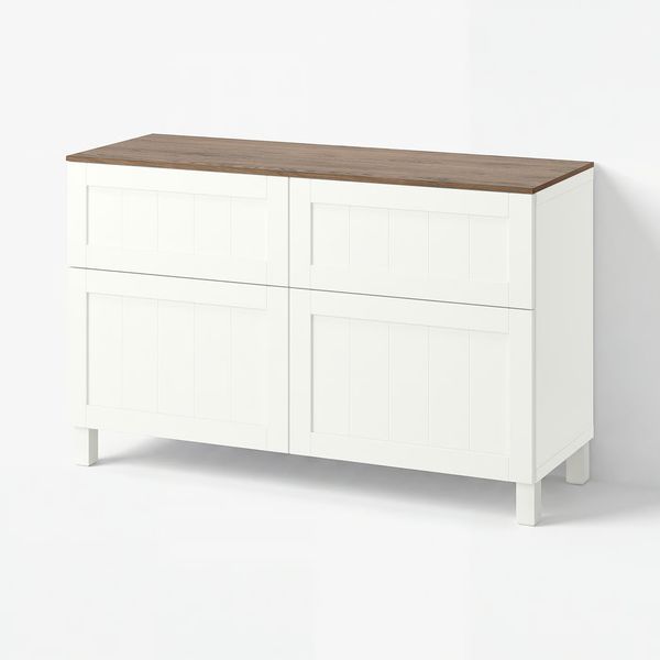 IKEA, вид спереди