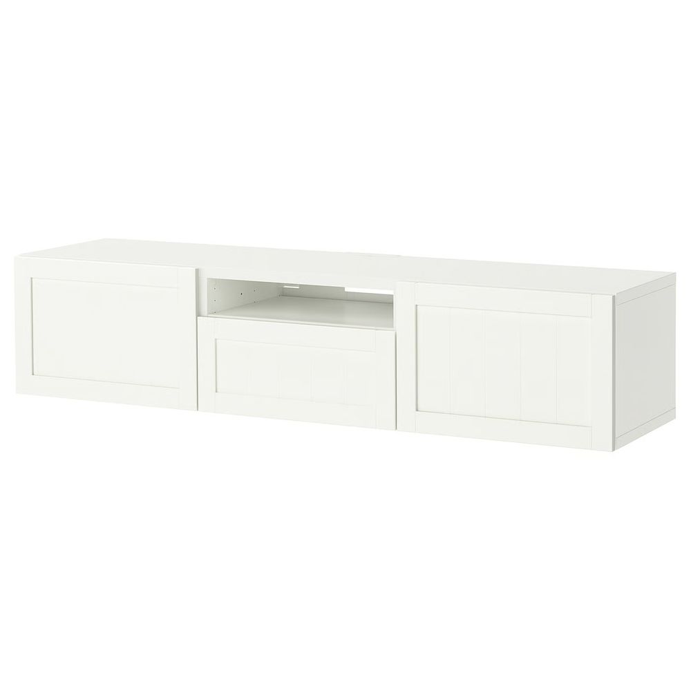 IKEA, вид спереди
