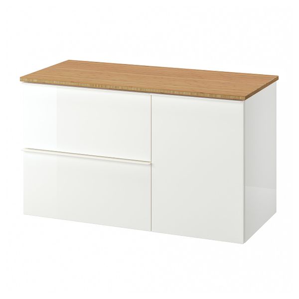IKEA, вид спереди