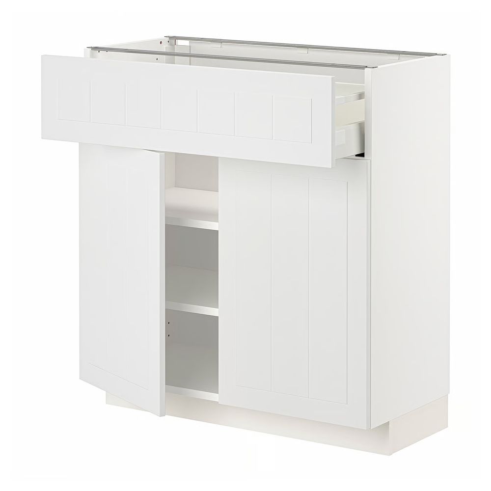 IKEA, вид спереди