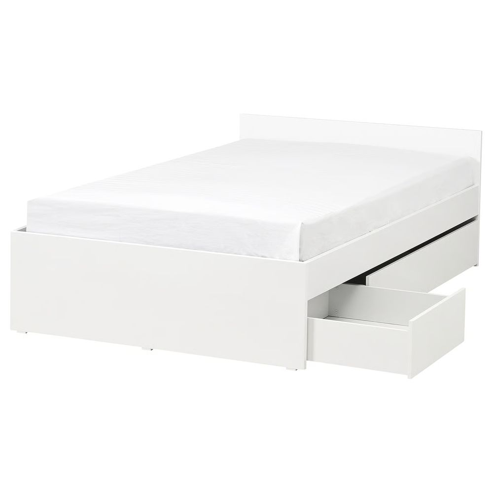 IKEA, вид спереди