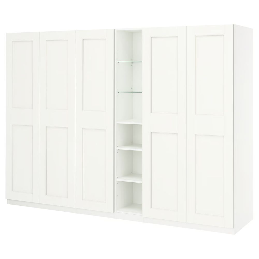 IKEA, вид спереди