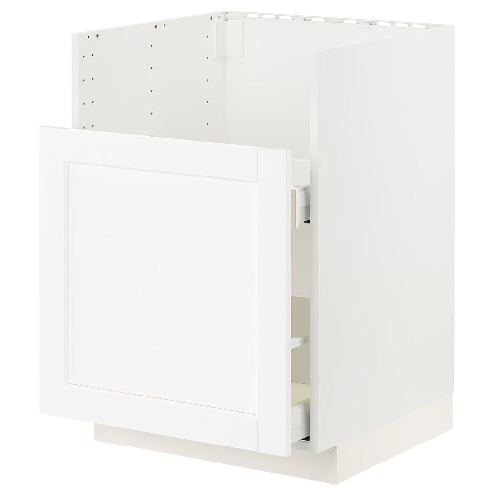 IKEA, вид спереди