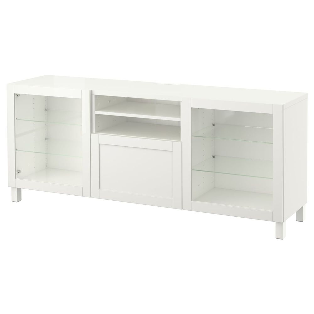 IKEA, вид спереди