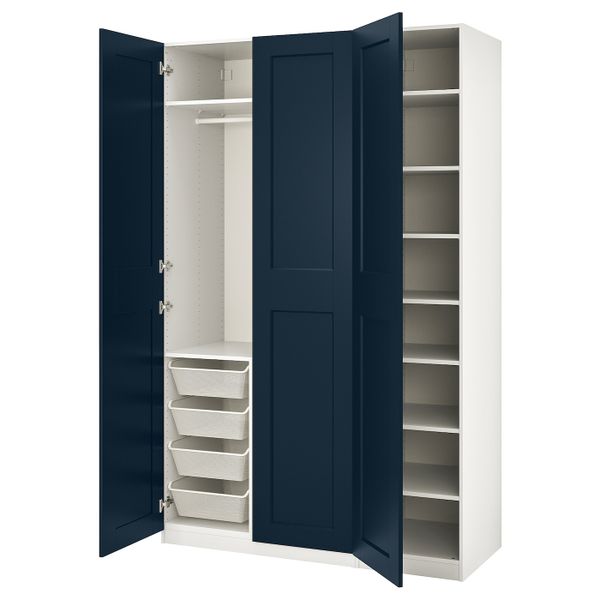 IKEA, вид спереди