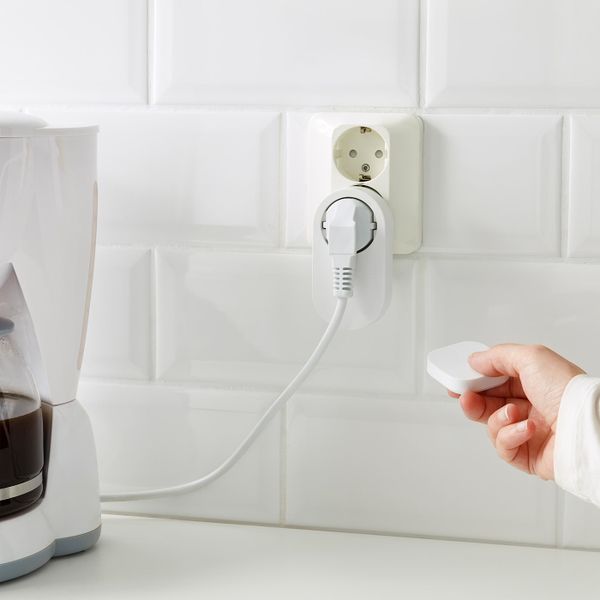 Управляемая розетка IKEA TRÅDFRI ТРОДФРИ 003.561.75 - фото 2