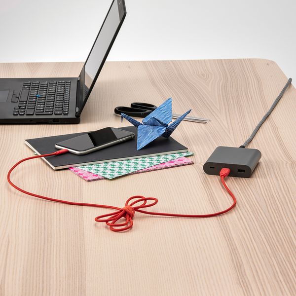 Зарядное устройство USB 40 Вт, темно-серый IKEA ÅSKSTORM ОСКСТОРМ 504.611.93 - фото 4