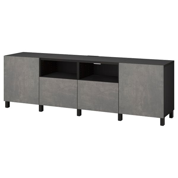 IKEA, вид спереди