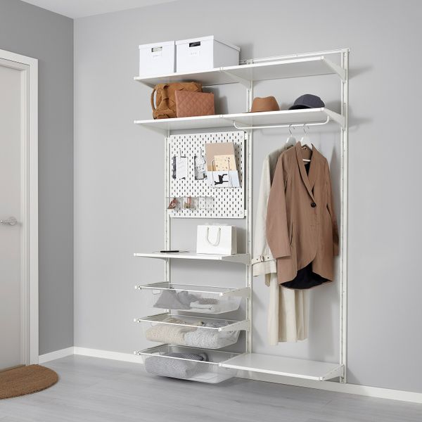 IKEA, вид спереди