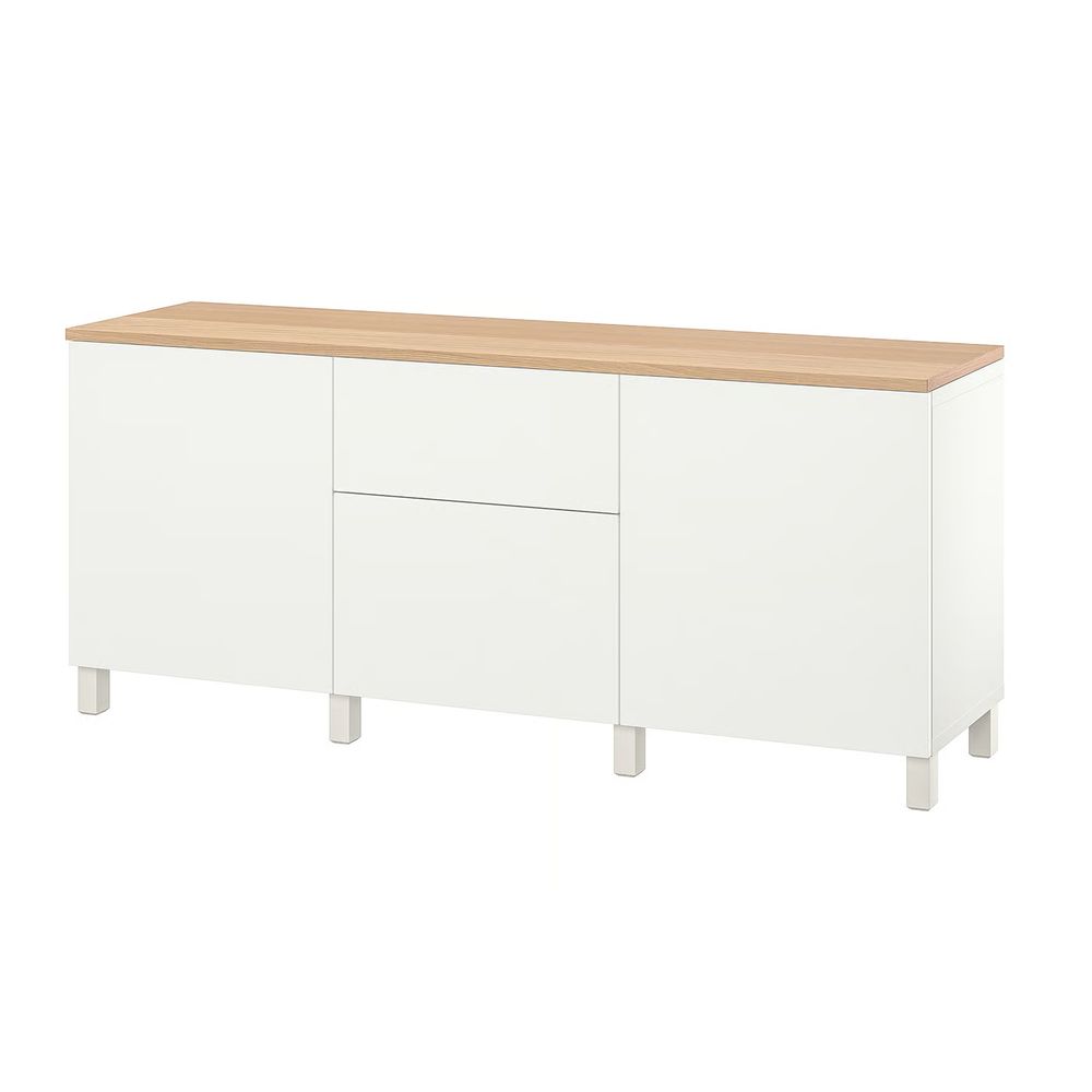 IKEA, вид спереди