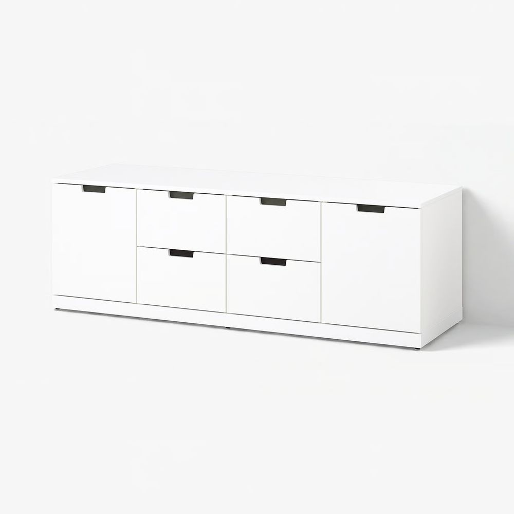 IKEA, вид спереди