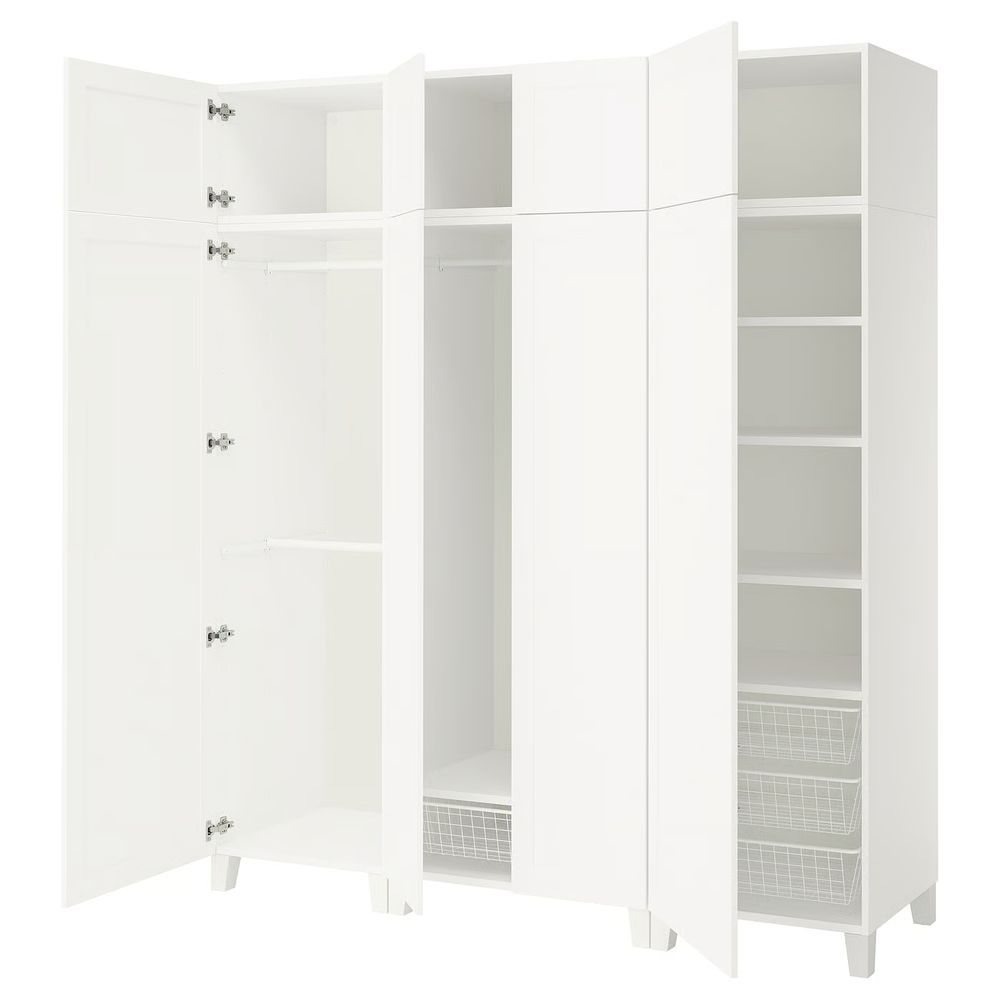 IKEA, вид спереди