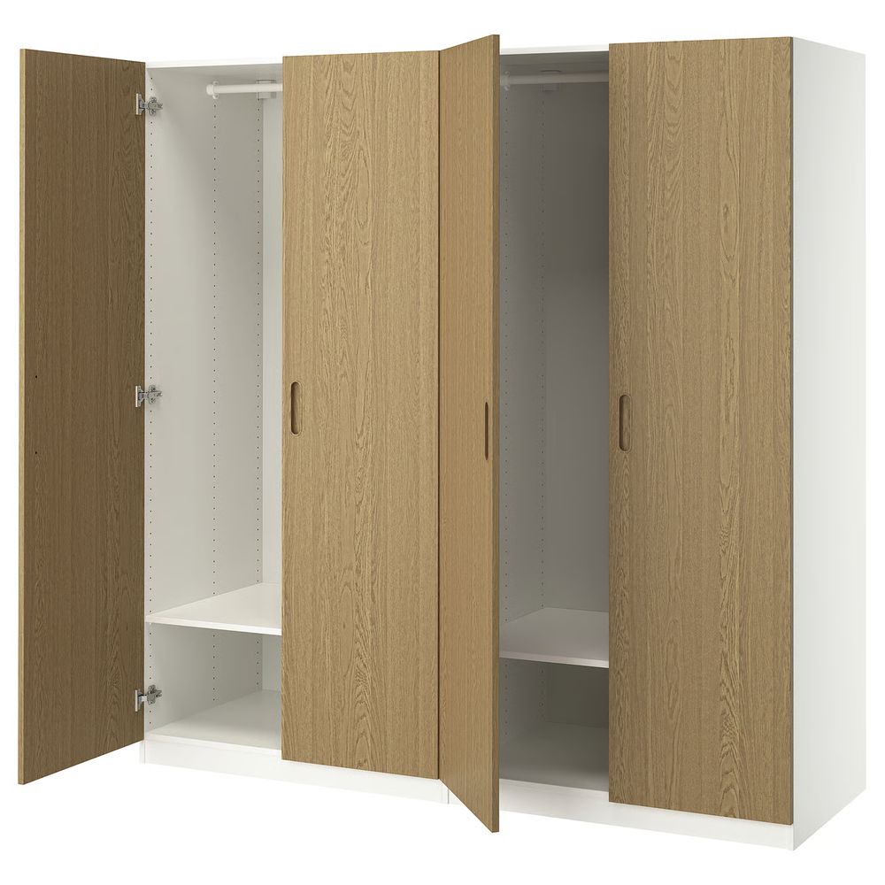 IKEA, вид спереди