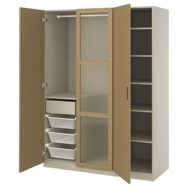 IKEA, вид спереди