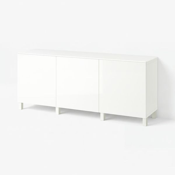 IKEA, вид спереди