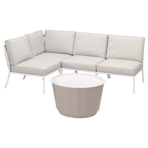 IKEA, вид спереди