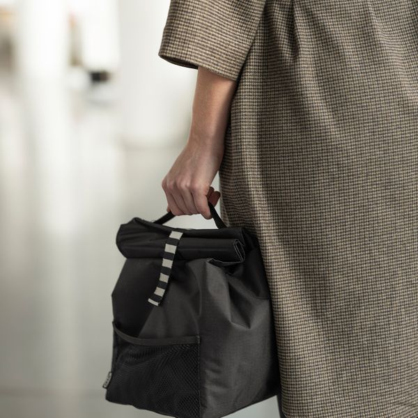 Сумка для/завтраков, черный 22x17x35 см IKEA FRAMTUNG ФРАМТУНГ 504.992.33 - фото 10