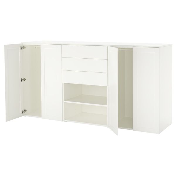 IKEA, вид спереди