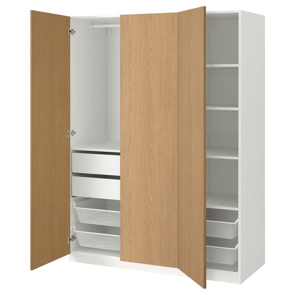 IKEA, вид спереди