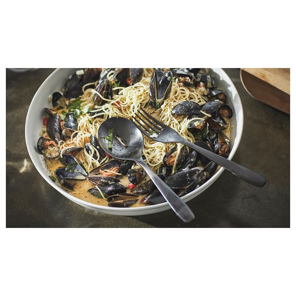 Сервировочная миска, светлый серо-бежевый, 34 см IKEA SANDSKÄDDA 805.594.52 - фото 4