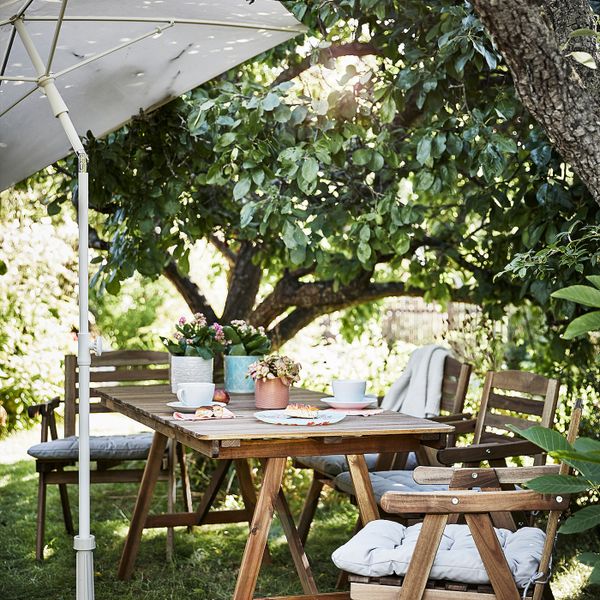 Зонт от солнца, серо-бежевый белый/Хювон серо-бежевый 180 см IKEA TVETÖ ТВЕТЁ 294.136.46 - фото 7