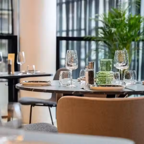 MARIEDAMM Стол - чёрный под мрамор 105 см - фото 3