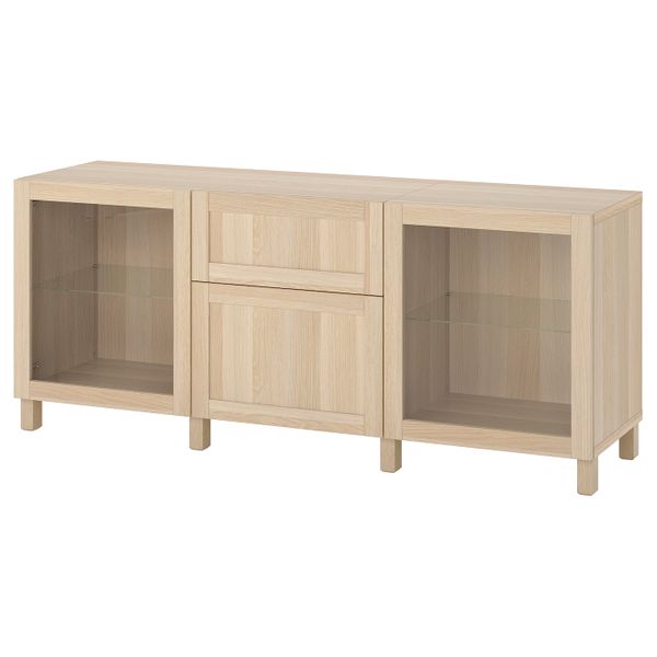 IKEA, вид спереди