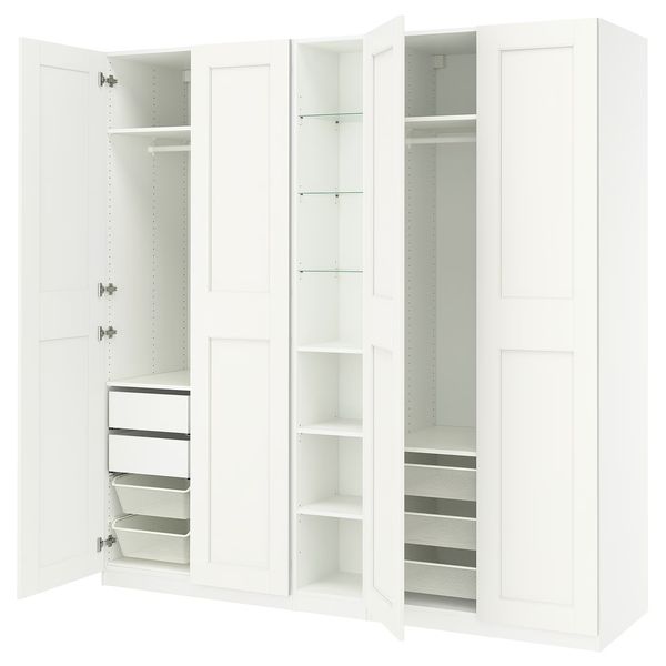 IKEA, вид спереди