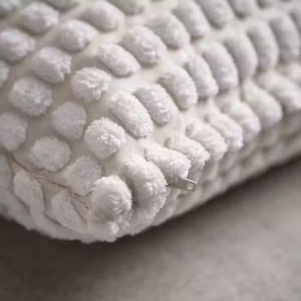 SVARTPOPPEL СВАРТПОППЕЛЬ Чехол на подушку - белый с оттенком 50x50 см - фото 3