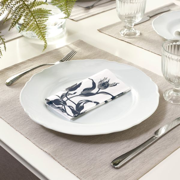 IKEA, дополнительный ракурс - схема-чертеж с размерами