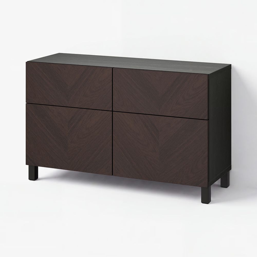 IKEA, вид спереди