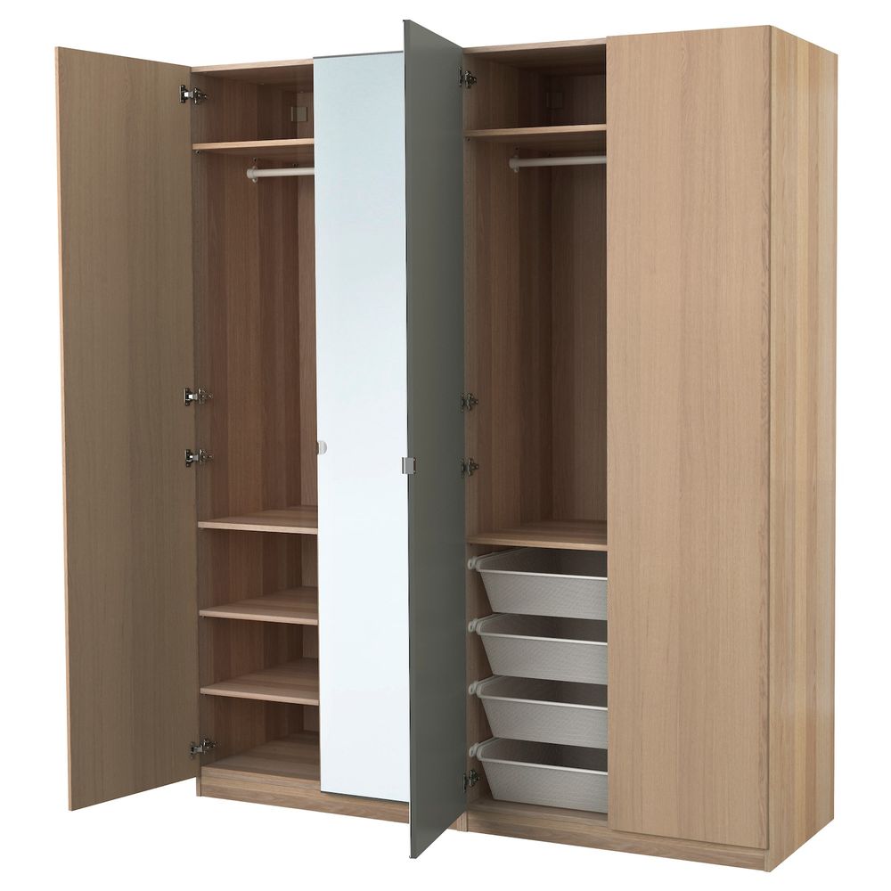IKEA, вид спереди
