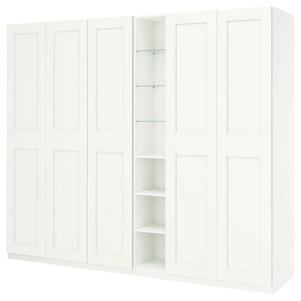 IKEA, вид спереди