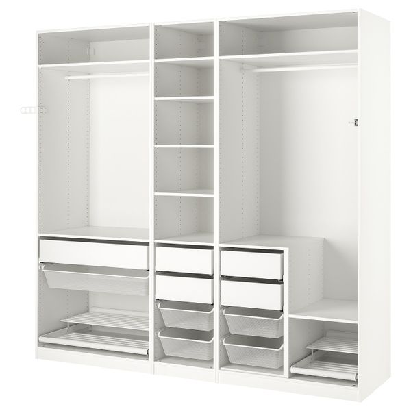 IKEA, вид спереди