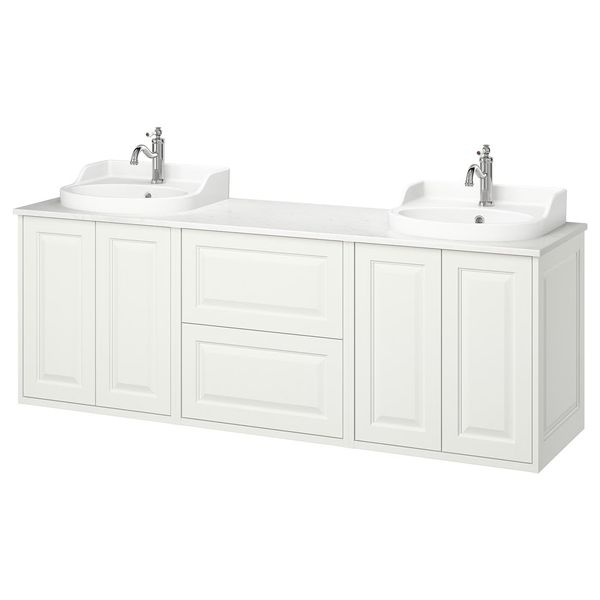 IKEA, вид спереди