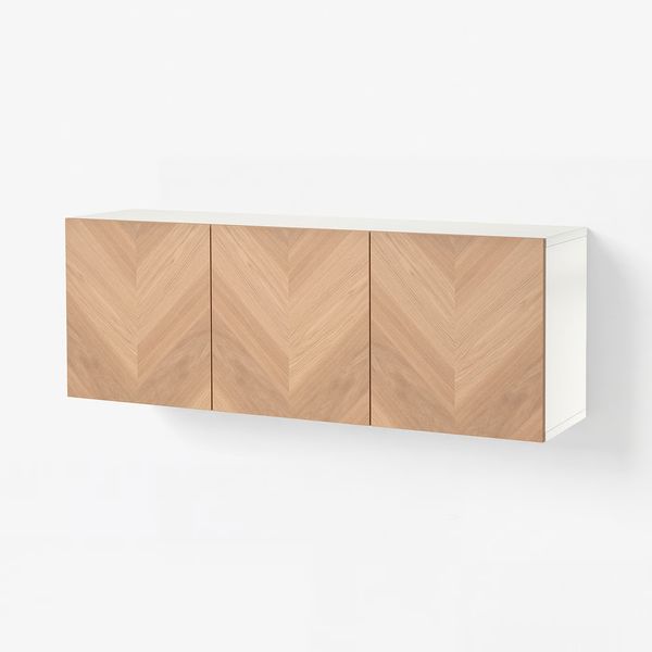 IKEA, вид спереди