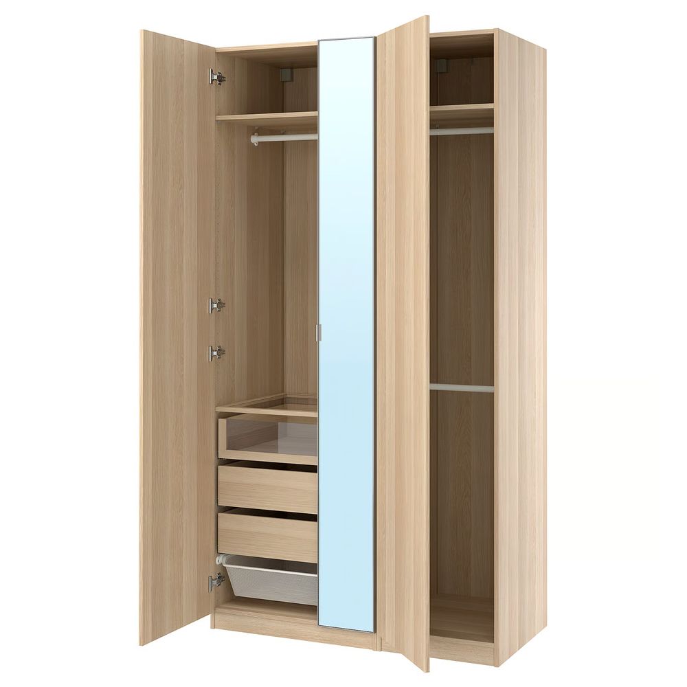 IKEA, вид спереди