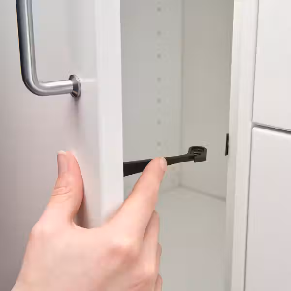 UTRUSTA Замок для кухонных ящиков/шкафов - чёрный - схема-чертеж с размерами