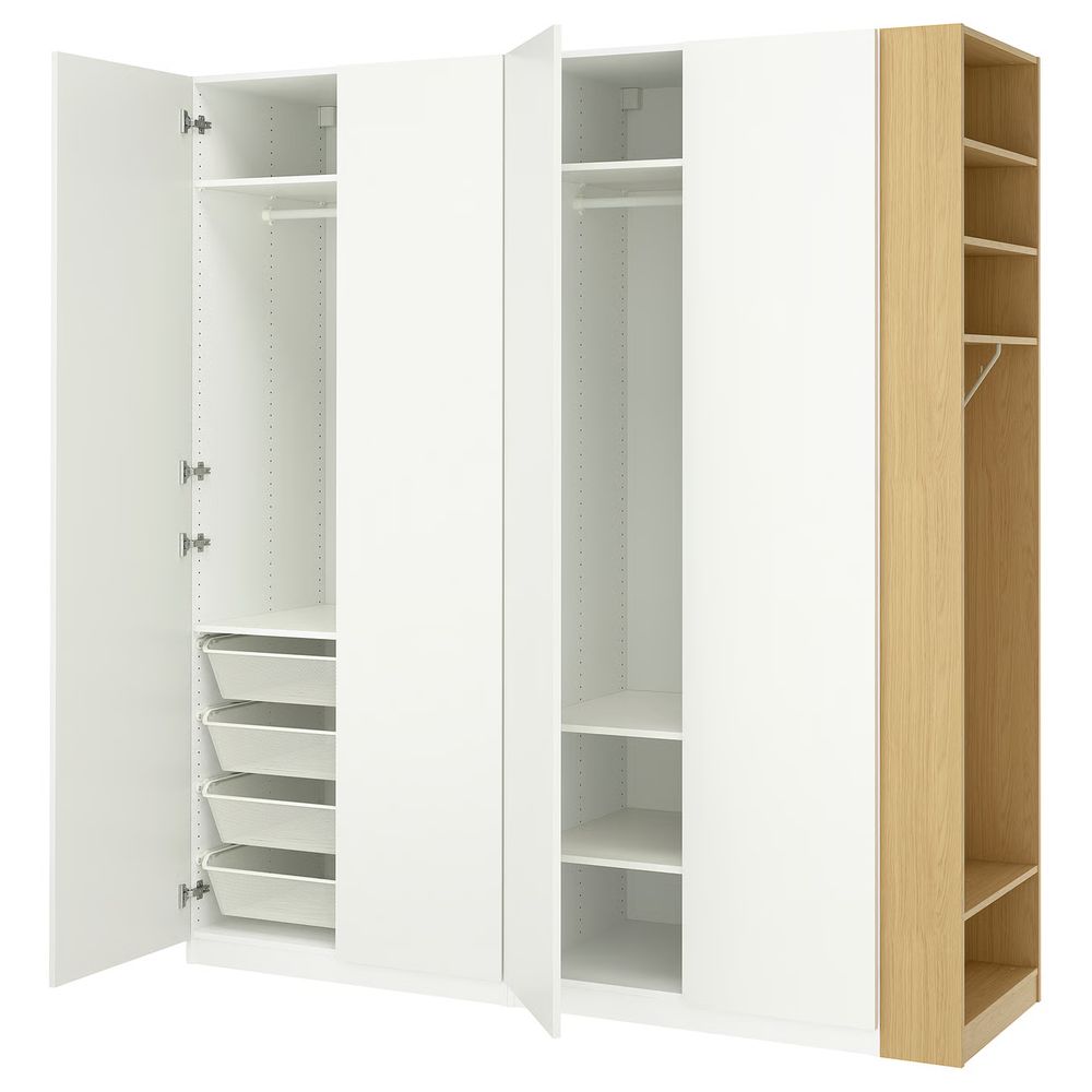 IKEA, вид спереди