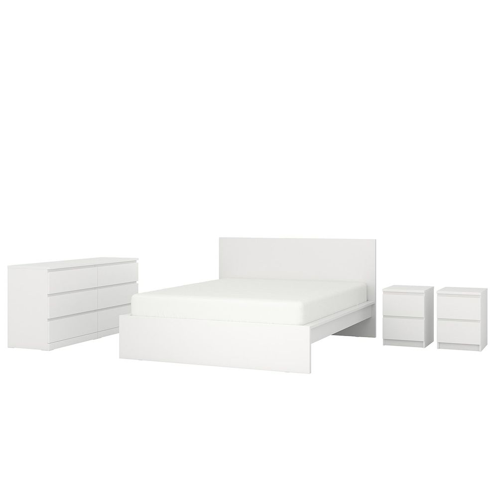 IKEA, вид спереди