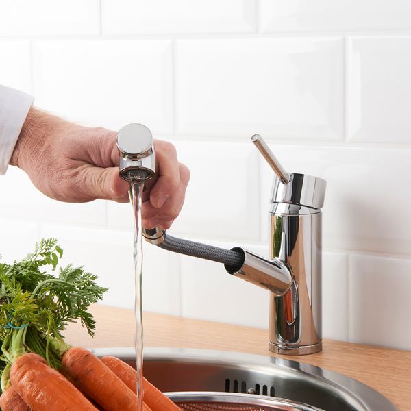 Кухонный смеситель с выдвижным носиком, хромированный IKEA YTTRAN ЮТТРАН 403.059.47 - фото 4