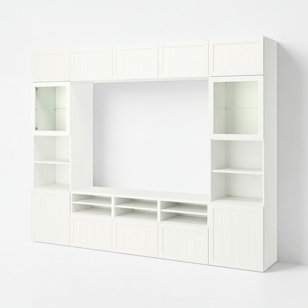 IKEA, вид спереди