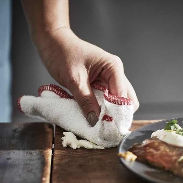 Салфетка кухонная, красный 25x25 см IKEA HILDEGUN ХИЛЬДЕГУН 104.840.40 - фото 2