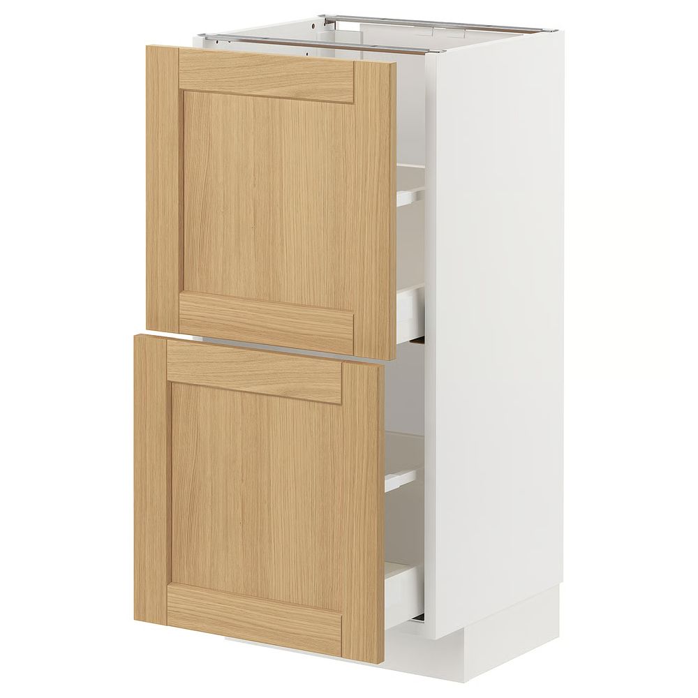 IKEA, вид спереди