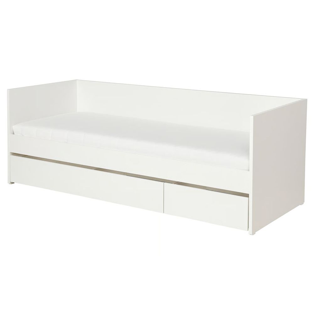 IKEA, вид спереди