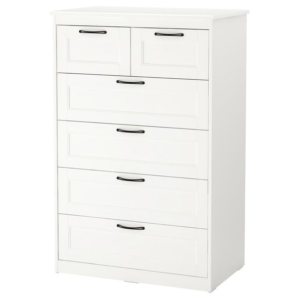 IKEA, вид спереди